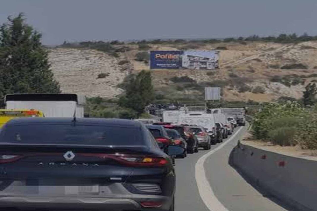 ΘΑΝΑΤΗΦΟΡΟ ΛΕΜΕΣΟΥ-ΠΑΦΟΥ: Νεκρός 76χρονος – Μαζί του στο όχημα ο εγγονός του – Δόθηκε ο δρόμος στην κυκλοφορία