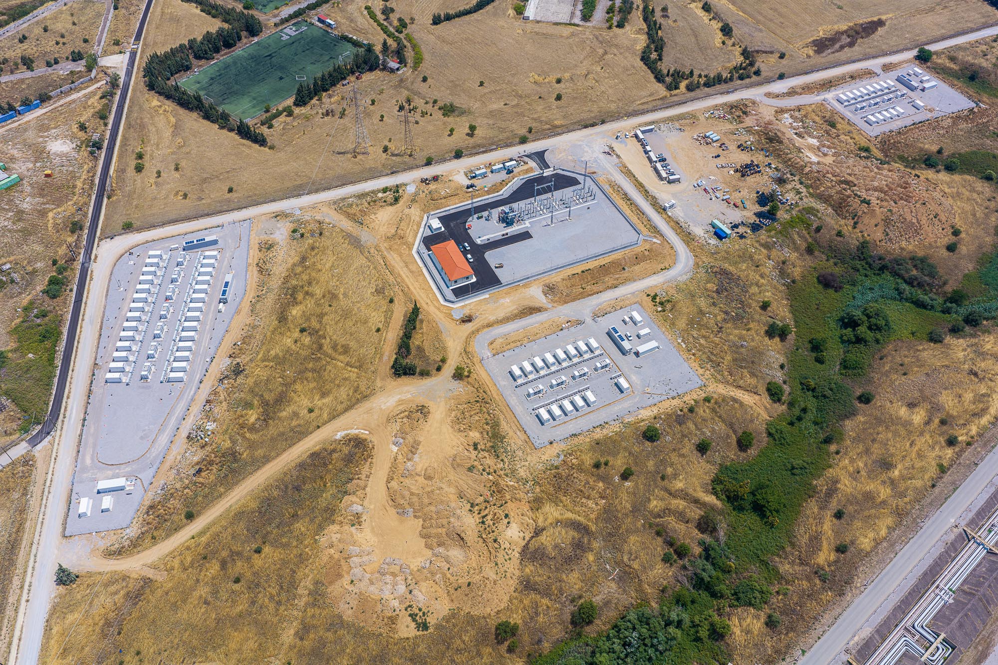 HELLENiQ ENERGY: Σε λειτουργία το πρώτο πάρκο «μπαταριών» HELLENiQ ENERGY: Σε λειτουργία το πρώτο πάρκο «μπαταριών»