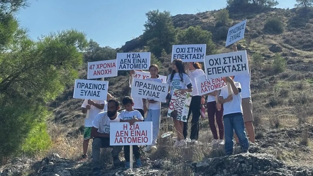 ΣΙΑ: Στους δρόμους και οι κάτοικοι της κοινότητας – «Το χωριό μας δεν είναι λατομείο»-(Βίντεο)